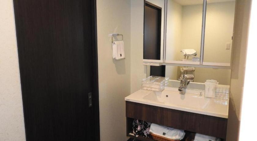Hotel Bougainvillea Minowa Tokyo Luaran gambar